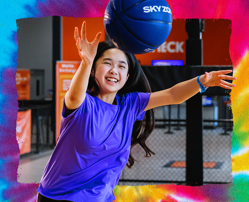 Summer fun at Sky Zone with the Summer Play Pass